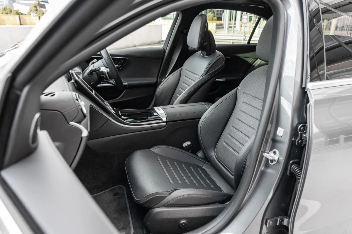 PEUGEOT 2008 GT LINE EV