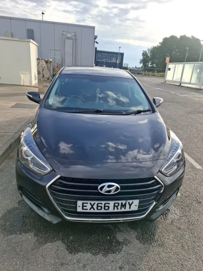 HYUNDAI I40 SE NAV CRDI BLUE DRIVE S-A