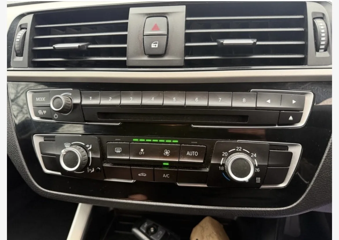 BMW 118I SE AUTO