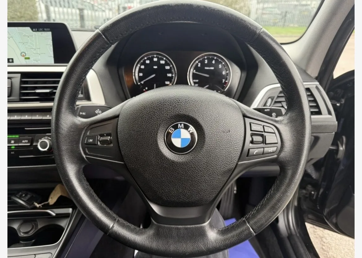 BMW 118I SE AUTO