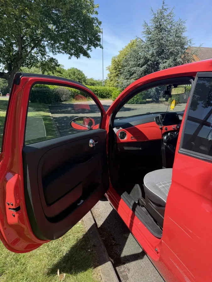 FIAT 500 LOUNGE