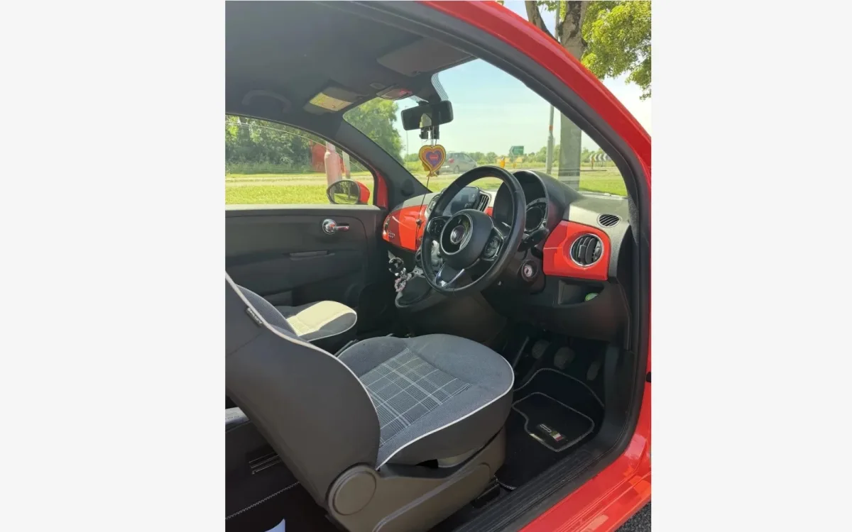 FIAT 500 LOUNGE