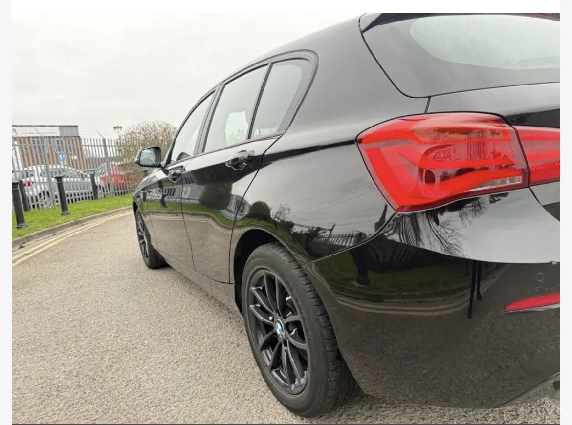 BMW 118I SE AUTO