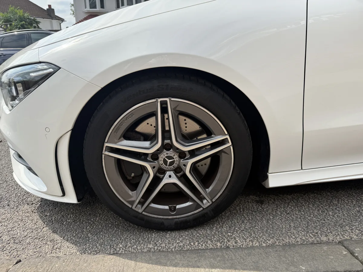 MERCEDES-BENZ CLA 220 AMG LINE PREMIUM + A