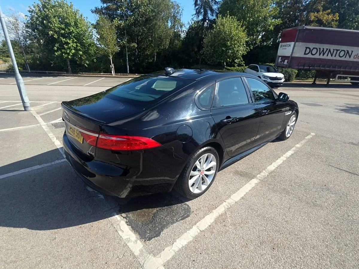 JAGUAR XF R-SPORT D AUTO