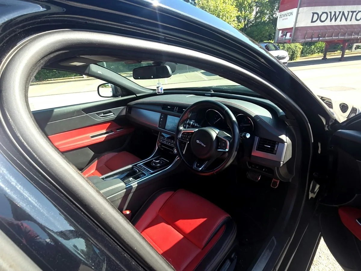 JAGUAR XF R-SPORT D AUTO