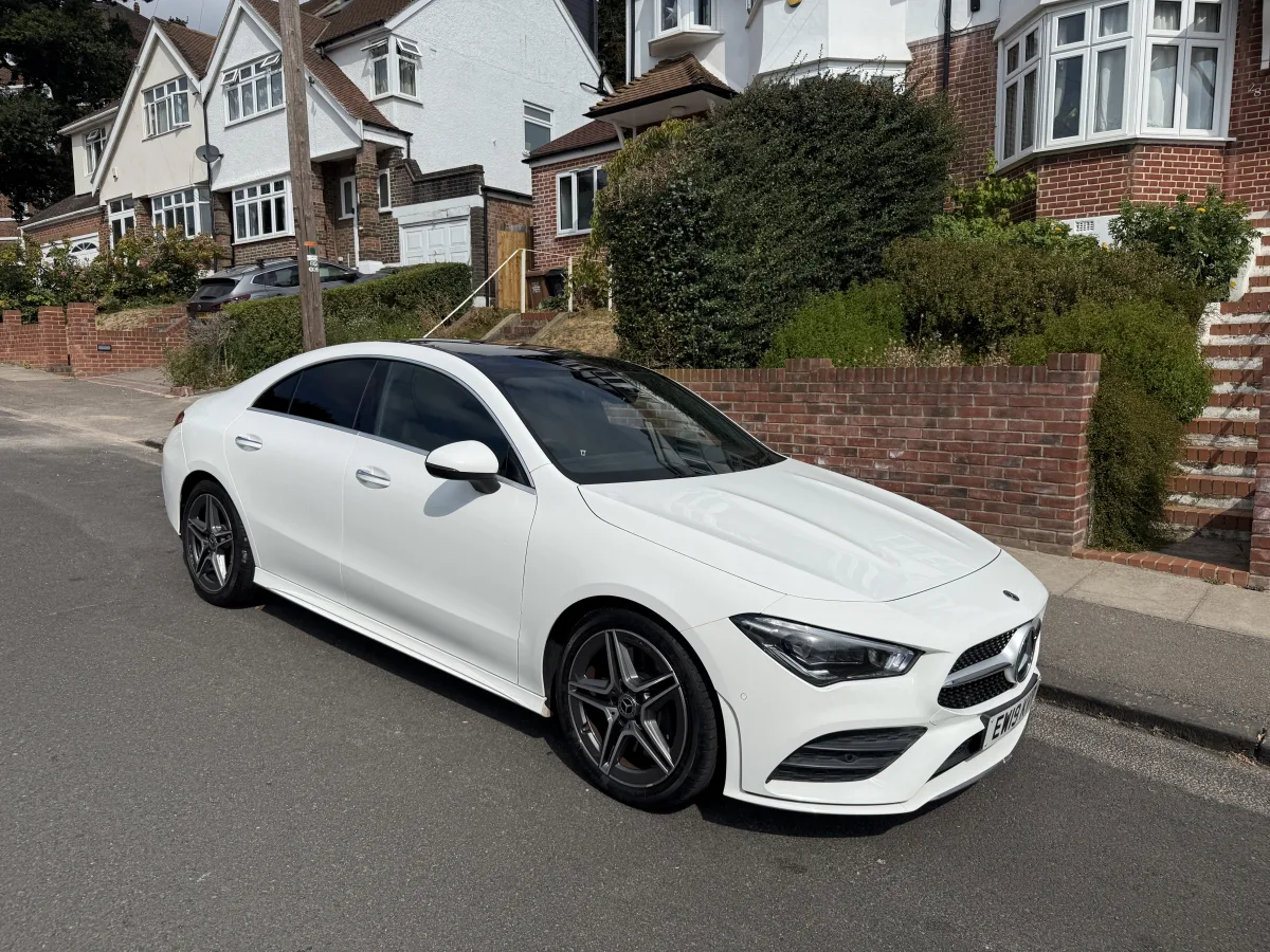 MERCEDES-BENZ CLA 220 AMG LINE PREMIUM + A