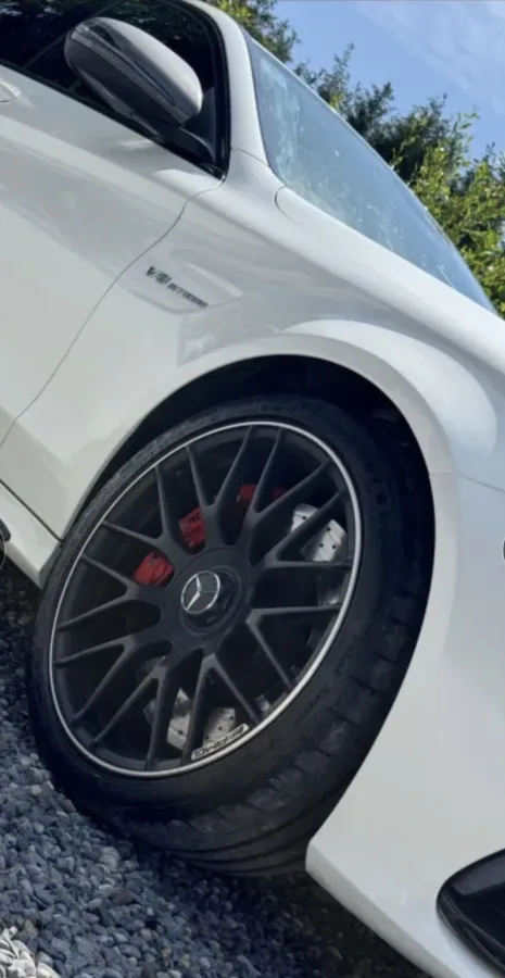 MERCEDES-BENZ AMG C63 S AUTO