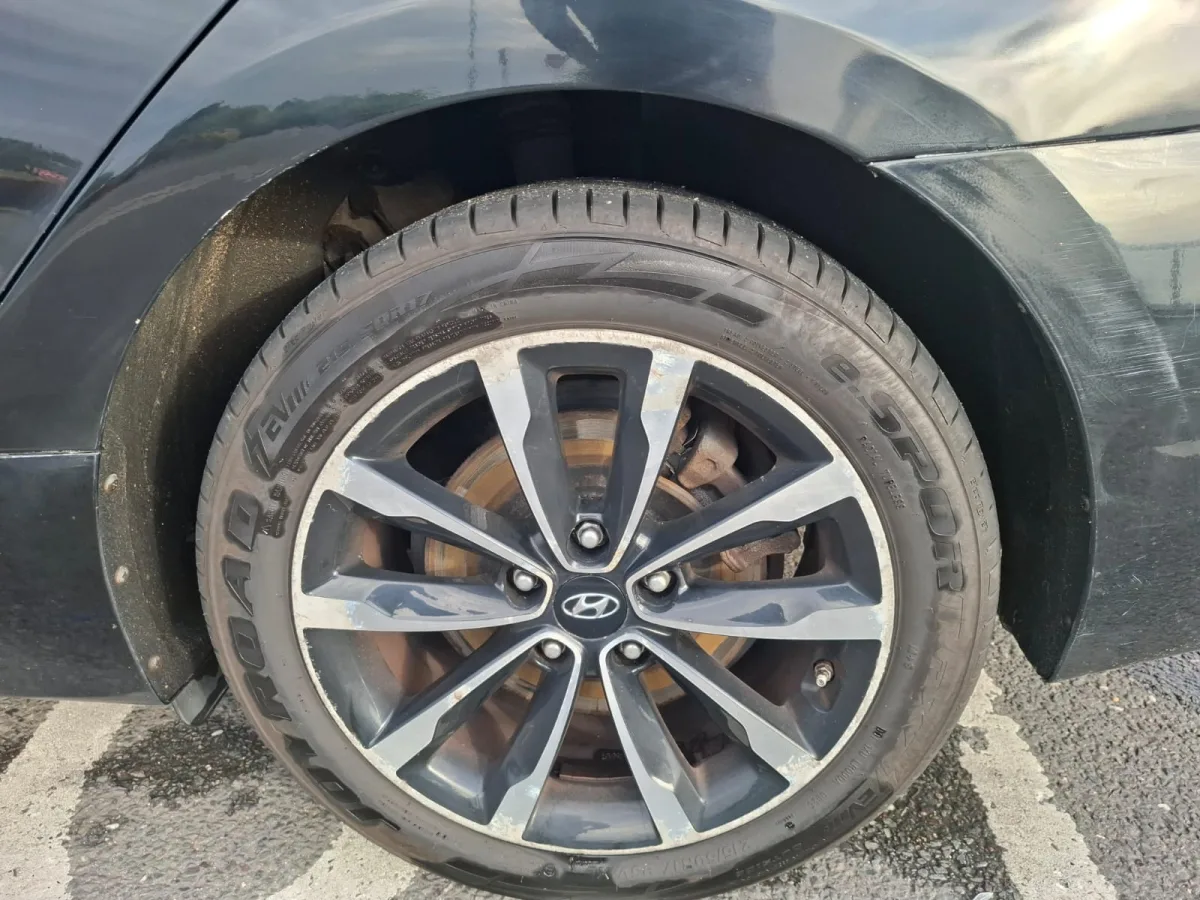 HYUNDAI I40 SE NAV CRDI BLUE DRIVE S-A