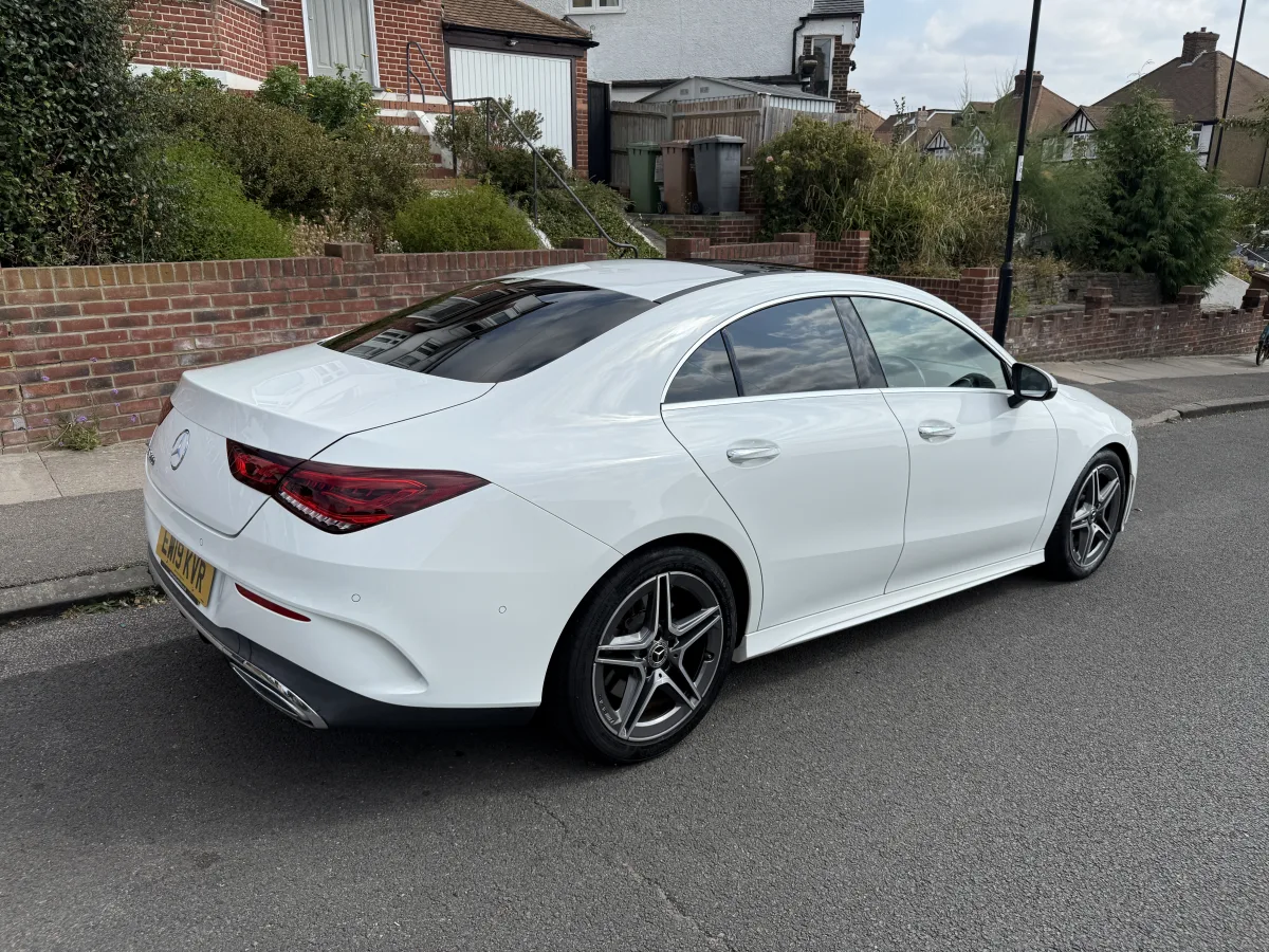 MERCEDES-BENZ CLA 220 AMG LINE PREMIUM + A