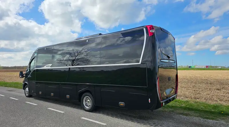 Ruim interieur van de Iveco Bus