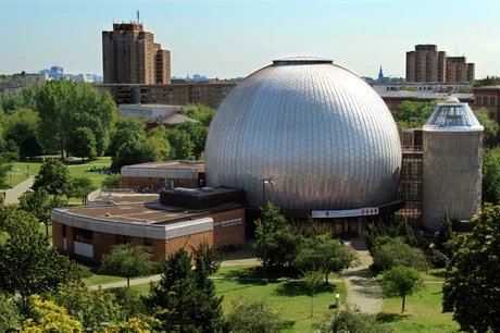 Unendliche Weiten (Infinite expanses)