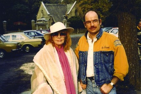 HILDEGARD KNEF – Unvarnished: Film and reading by and with Eberhard Weißbarth on the occasion of her 100th birthday