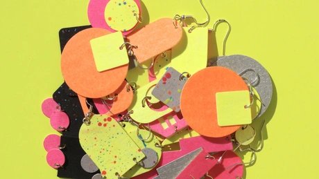 DIY 80ies Power Jewellery!