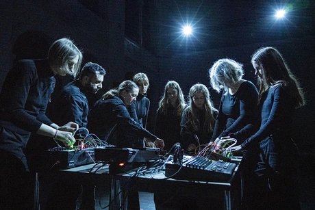 flüssige zeit / tiempo líquido