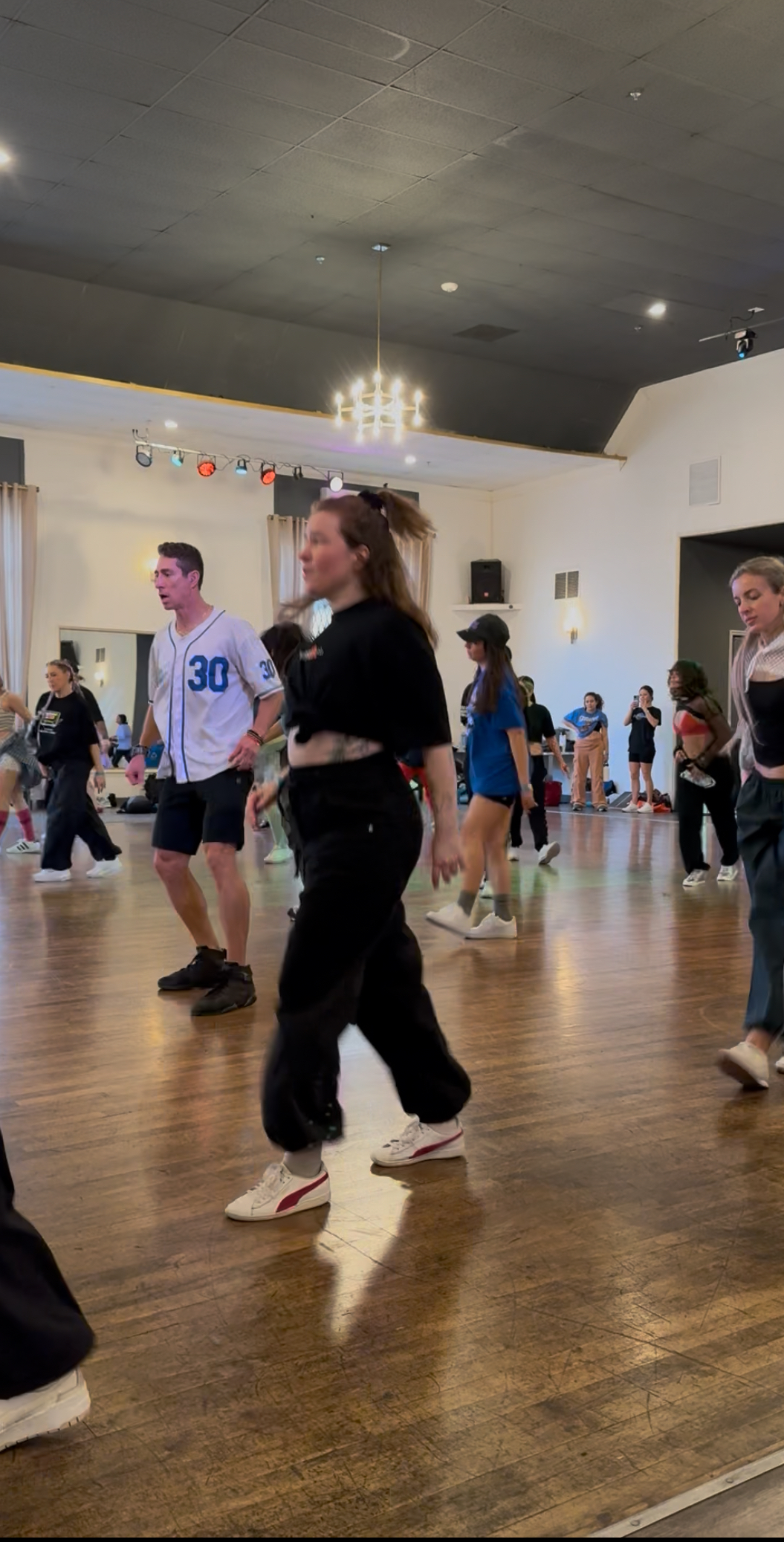 Shuffle (Freestyle) Class