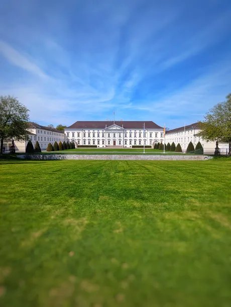 Under the Patronage of the Federal President – FREIRAUM KUNST. Akademie der Künste Goes Bellevue