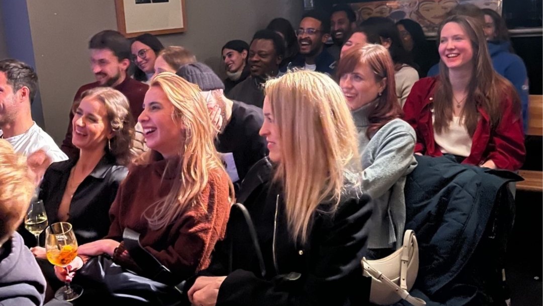 Laughs & Drinks in an Art Gallery 😍 (Mitte) - Saturday 7PM