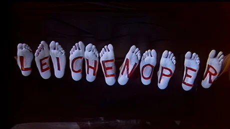 How a student opera travels through the peaceful revolution