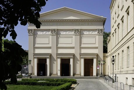 7. BERLIN HERBSTSALON