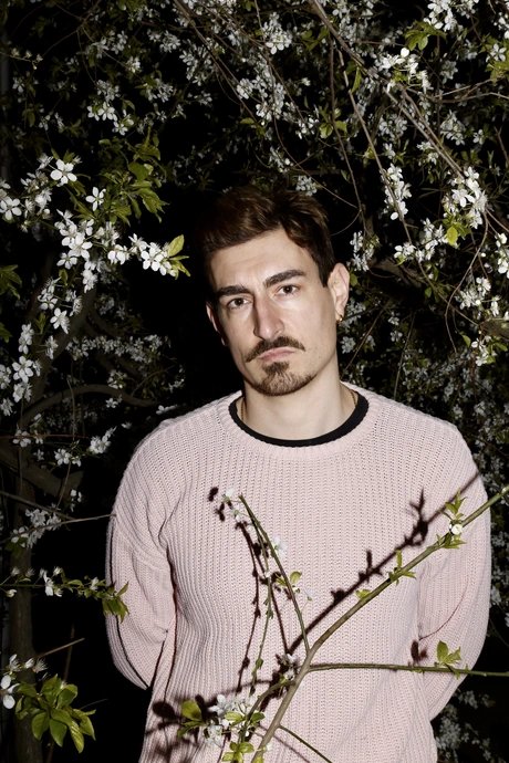 Listening Lounge: Anton Weil's "Super Lonely"