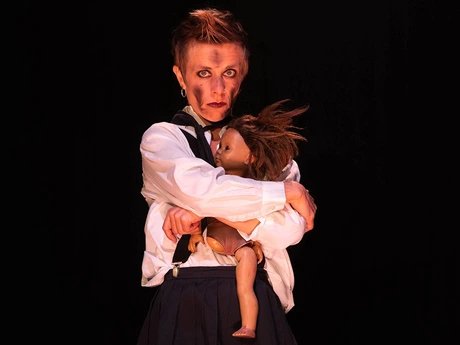 Mother Hulda | The Devil with the Three Golden Hairs