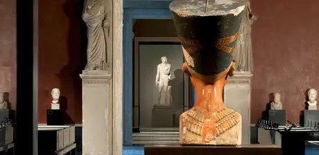 Take five – Highlights of the Neues Museum (in English)