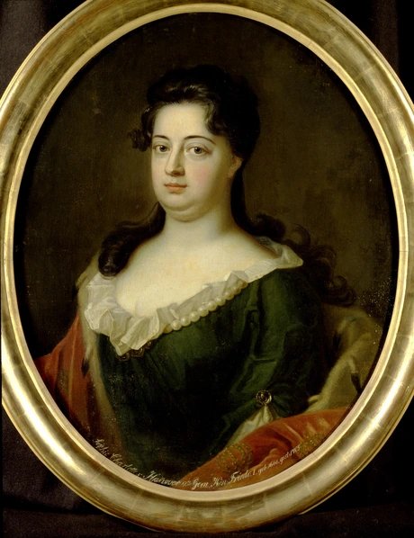 Queens and "first ladies" past and present