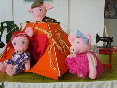 The Three Little Pigs - Theater Boka