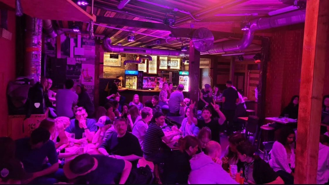 Games & New Friends: Pub Quiz Abend