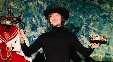 The brave little tailor play theater