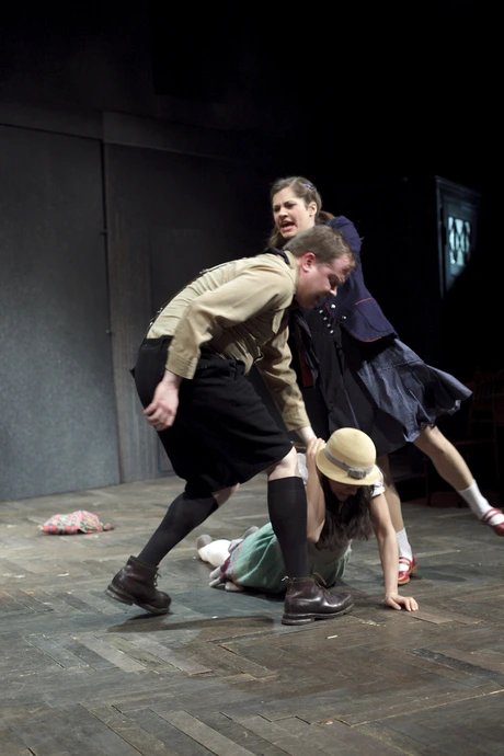 Ab heute heißt Du Sara