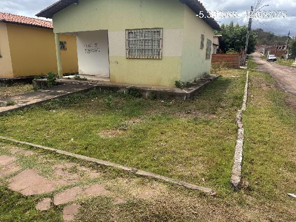 Vende-se em Demerval Lobao-PI  Casa, 58.50 de área total, 58.50 de área privativa, 186.20 de área do terreno,  2_qto(s), WC, 1_sala(s), cozinha, Terraco.