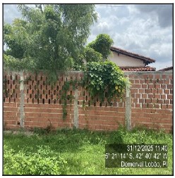 Vende-se em Demerval Lobao-PI  Casa, 67.00 de área total, 67.00 de área privativa, 180.80 de área do terreno,  2_qto(s), a.serv, WC, 2_sala(s), cozinha, Terraco.