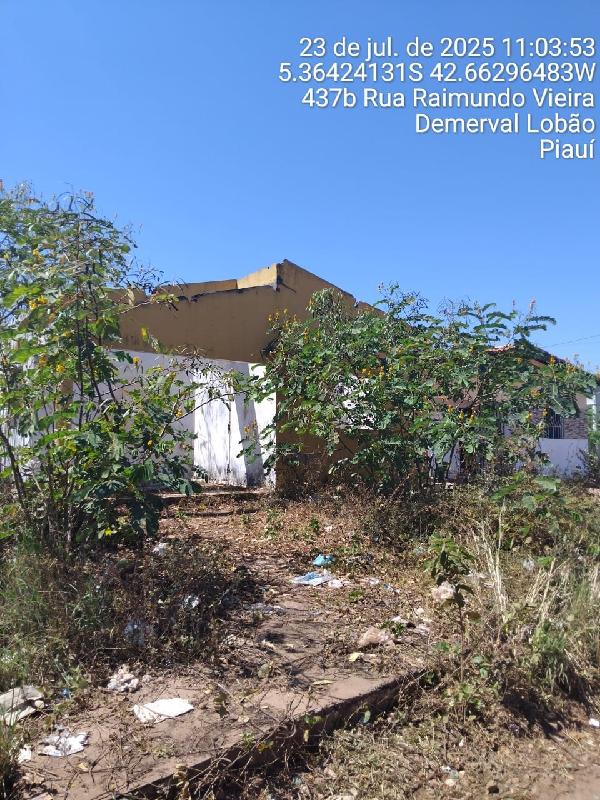 Vende-se em Demerval Lobao-PI  Casa, 60.26 de área total, 60.26 de área privativa, 200.00 de área do terreno,  2_qto(s), varanda, a.serv, WC, 1_sala(s), cozinha, Terraco.