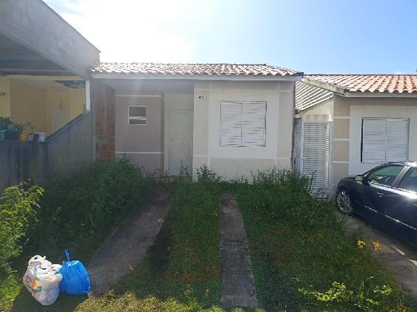 Vende-se em Feira De Santana-BA  Casa, 43.58 de área privativa, 101.93 de área do terreno,  2_qto(s), a.serv, WC, 1_sala(s), cozinha, 1_vaga(s) de garagem.
