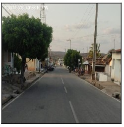 Vende-se em Alagoinha Do Piaui-PI  Casa, 70.00 de área privativa, 210.00 de área do terreno,  2_qto(s), a.serv, WC, 1_sala(s), cozinha, 1_vaga(s) de garagem.