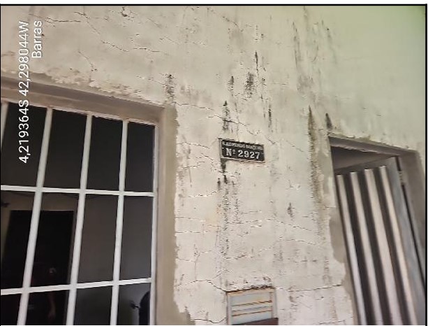 Vende-se em Barras-PI  Casa, 117.60 de área privativa, 335.40 de área do terreno,  3_qto(s), WC, 2_sala(s), cozinha.