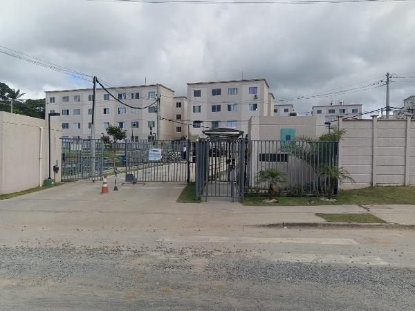 Vende-se em Camacari-BA  apto, 98.06 de área total, 40.53 de área privativa,  1_qto(s), a.serv, WC, 1_sala(s), cozinha.