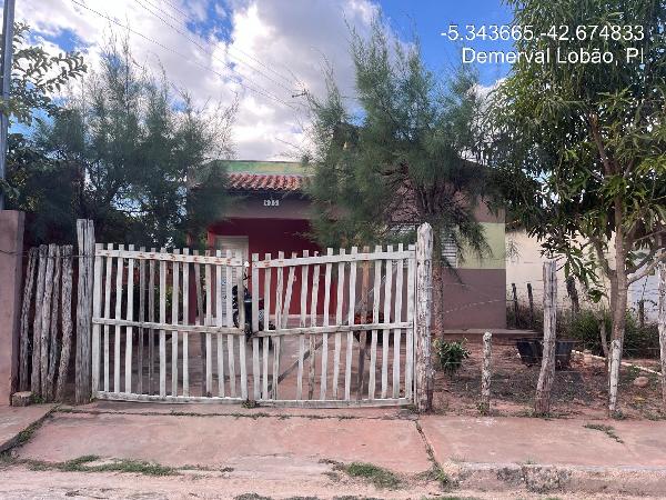 Vende-se em Demerval Lobao-PI  Casa, 59.58 de área total, 59.58 de área privativa, 197.40 de área do terreno,  2_qto(s), a.serv, WC, 1_sala(s), cozinha.