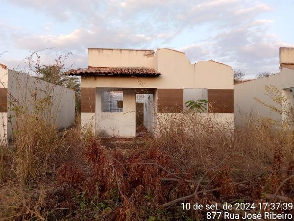 Vende-se em Demerval Lobao-PI  Casa, 57.00 de área privativa, 175.63 de área do terreno,  2_qto(s), varanda, a.serv, WC, 1_sala(s), cozinha.