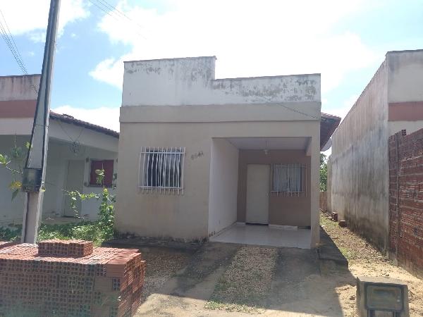 Vende-se em Campo Maior-PI  Casa, 55.87 de área privativa, 163.72 de área do terreno,  2_qto(s), WC, 1_sala(s), cozinha, Terraco.