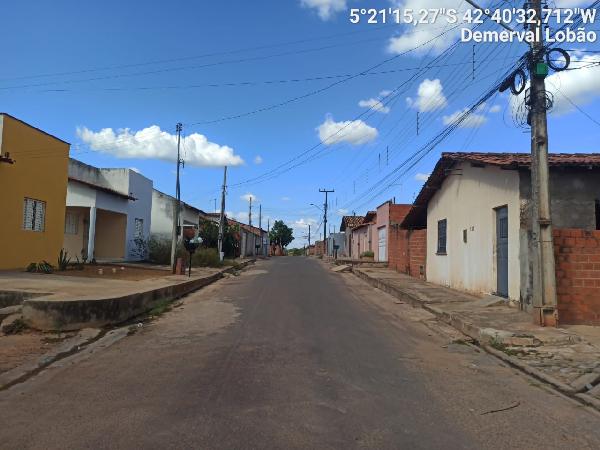 Vende-se em Demerval Lobao-PI  Casa, 64.12 de área total, 64.12 de área privativa, 203.38 de área do terreno,  2_qto(s), varanda, a.serv, WC, 1_sala(s), cozinha.