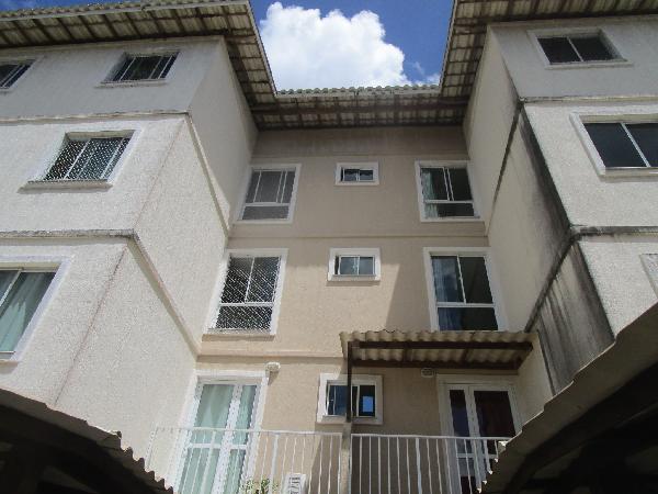 Vende-se em Camacari-BA  apto, 50.04 de área total, 43.68 de área privativa,  2_qto(s), WC, 1_sala(s), cozinha.
