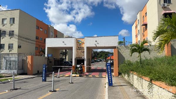 Vende-se em Camacari-BA  apto, 43.35 de área total, 43.35 de área privativa,  2_qto(s), a.serv, WC, 2_sala(s), cozinha.