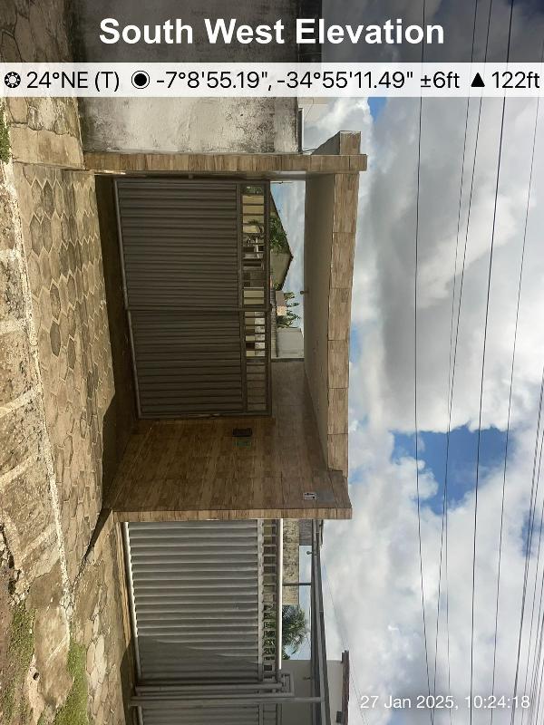 Vende-se em Bayeux-PB  Casa, 53.67 de área privativa, 143.50 de área do terreno,  2_qto(s), a.serv, WC, 1_sala(s), cozinha, Terraco, 1_vaga(s) de garagem.