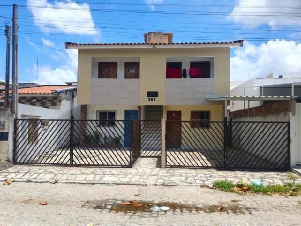 Vende-se em Santa Rita-PB  apto, 83.99 de área total, 52.96 de área privativa,  2_qto(s), a.serv, WC, 1_sala(s), cozinha, Terraco, 1_vaga(s) de garagem.