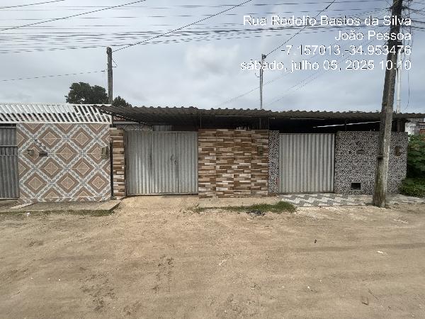 Vende-se em Santa Rita-PB  Casa, 63.00 de área total, 63.00 de área privativa, 125.00 de área do terreno,  2_qto(s), a.serv, WC, 1_sala(s), cozinha, Terraco.