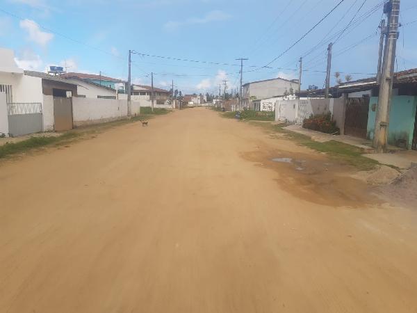 Vende-se em Lucena-PB  Casa, 162.15 de área total, 51.00 de área privativa, 113.39 de área do terreno,  2_qto(s), a.serv, WC, 1_sala(s), cozinha, Terraco, 1_vaga(s) de garagem.