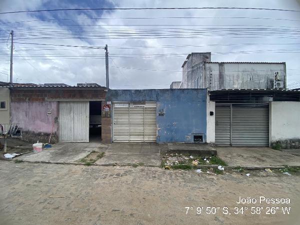 Vende-se em Santa Rita-PB  Casa, 73.35 de área total, 73.35 de área privativa, 150.00 de área do terreno,  2_qto(s), a.serv, WC, 1_sala(s), cozinha, Terraco, 1_vaga(s) de garagem.